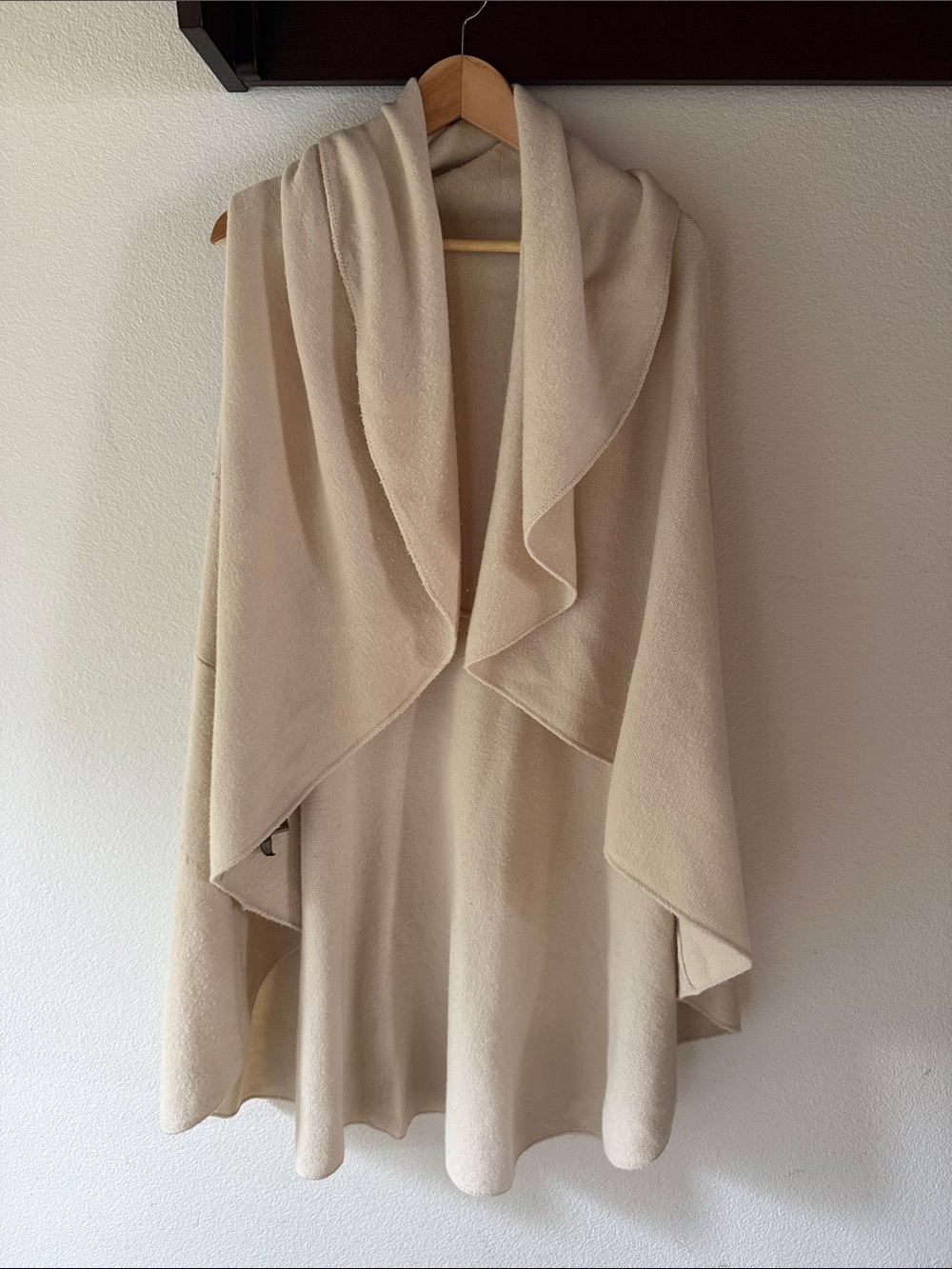 Look Shawl Vest Cascading Cream Draped Open-Front Poncho Cardigan